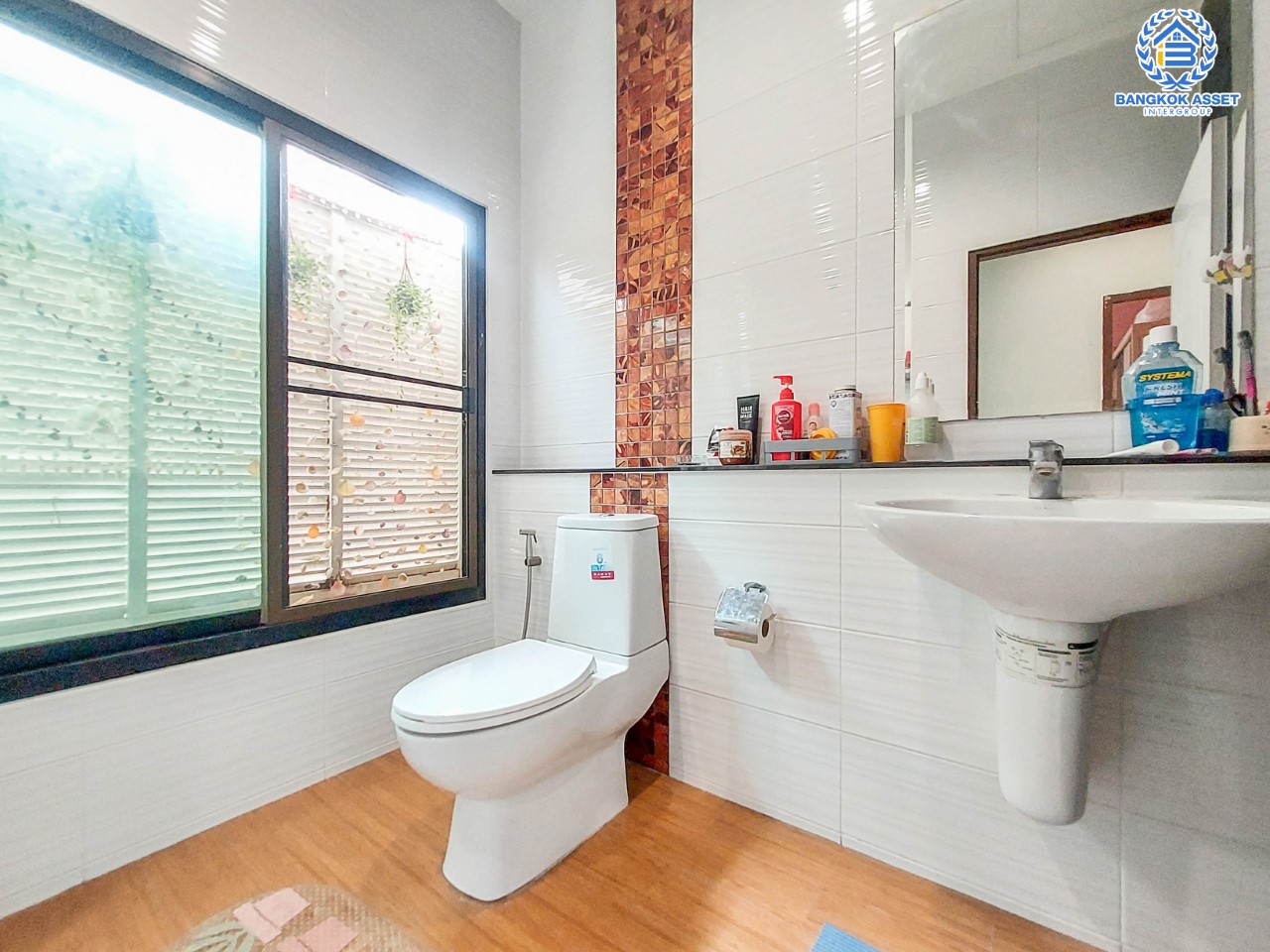 *****ทาวน์เฮ้าส์มือสอง ย่านนนทบุรี ม.เปี่ยมสุข รัตนาธิเบศร์-บางพลู2 เนื้อที่มากถึง 18.7 ตร.ว. ฟังก์ชัน 3 ห้องนอน 2 ห้องน้ำ 1 ที่จอดรถ แถมฟรี! เครื่องปรับอากาศ 3 เครื่อง, เครื่องทำน้ำอุ่น 1 เครื่อง, เครื่องดูดควัน 1 เครื่อง บนทำเลเยี่ยม ใกล้เซ็นทรัลเวสต์เกต และรถไฟฟ้าสายสีม่วง "สถานีบางพลู"